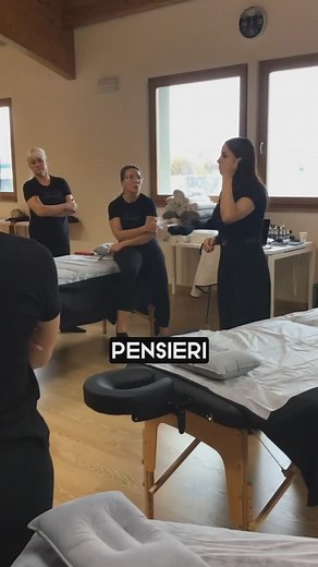 2K views · 17 reactions | Massaggiatrice, conosco le tue paure, sono state anche le mie. Ma non temere di chiedere il giusto valore per il tuo lavoro. Parleremo anche di questo durante il mio evento dal vivo sul Massaggio delle Star Evolution dell’8 e 9 Febbraio a Treviso e affronteremo queste paure insieme senza che possano intossicare il tuo lavoro e la tua vita privata ✨ sei pronta? | Venicia Da Costa | Facebook