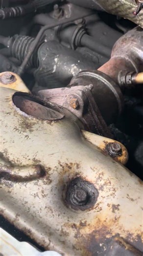 Dodge Avenger 2008.. Valve Cover Gasket Replace