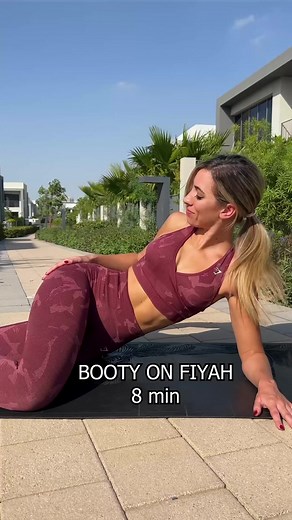 Booty Burn Workout: 8 Min Lilly Sabri Gym Routine