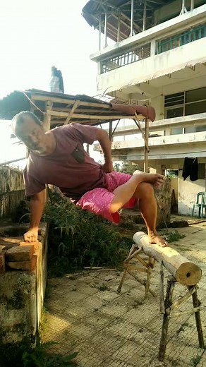 Two-Step Practice for the One-Inch Punch: Breaking Two Bricks The journey of mastering the one-inch punch with the Two-Step method, as I break two bricks effortlessly. Witness the power! #twostep #oneinchpunch #brickbreaking #martialarts #power | Santosa Laksana