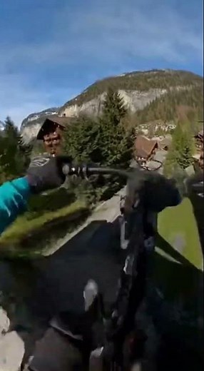 INSANE MTB Downhill at Crazy Speed 😱 | Extreme VTT Ride POV #mtb #shorts