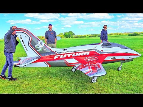 BIGGEST THRUST VECTOR RC JET! 50KG XXXL FUTURA TURBINE JET FLIGHT DEMONSTRATION