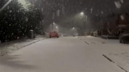Parts of UK hit by heavy snow