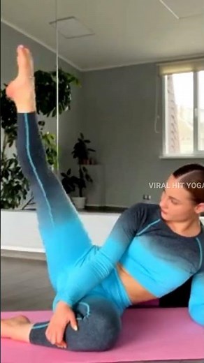 Splits & Oversplits with Band 💥 Gymnast Hack for Crazy Flexibility #Shorts