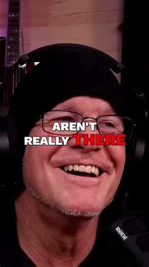 Seeing Patterns: Our Brains Are Wired for It! #shorts