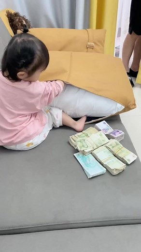 482K views · 10K reactions | Super Funny Dad & Daughter Best Moments #funny #trending #Watch #Dad #Daughter #Shorts #reels #fyps #Omg #reelvirals #hahaha #bestvideos #virals #topreels #amazing #smart #girls #kids #usa | Fun Day | Facebook