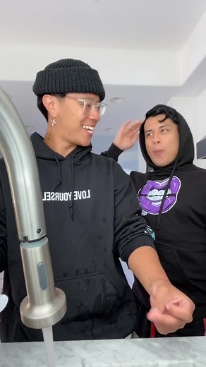 beatboxing makes any situation lit😂🔥 @spencerx @itsjonathanle