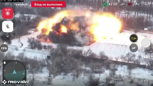 🇺🇦Ukrainos antžeminis dronas susprogdina slėptuvę, kurioje buvo 🇷🇺Rusijos pėstininkai | Technologijos.lt Karo frontas