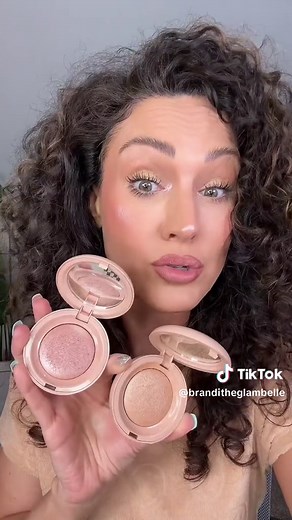 I’m a highlighter girl through and through! Here are my top favorites and ones that I won’t be repurchasing. Did your faves make it in here? #BestHighlighter #HighlighterRecommendations #GlowyMakeup #GlowySkin #benefithighlighter #sigmahighlight #rarebeautyhighlighter #elfhighlighter #makeuprevolution #wetandwild #glowymakeuplook #liquidhighlighter #gxvebeauty