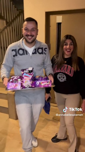 #fridaynight #boardnight #colorchallenge #friends #green #orange #pink #black #burgundy #red #yellow #bleu #purple #white #trending #trend #fyp #live #life #2k23content #moments #memories