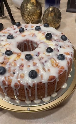 Blueberry Pound Cake #Blueberry #Cake