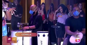 141K views · 3.1K reactions | Hoje estive com a @ludmilla no Encontro com Fátima Bernardes. O programa foi ótimo e ainda tocamos a música Maldivas , que é a música de trabalho do cd #Numanice2. Música que meu irmão Castilhol me deu o presente de gravar. | Dedê Silva | Facebook