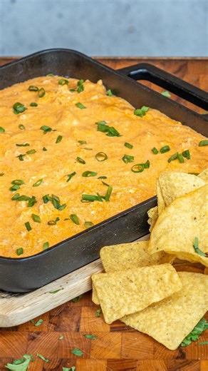 Blackstone Products on Instagram: "Hussey fires up the Blackstone to show it’s perfect for more than burgers and tacos. He makes two crowd favorite dips, Creamy Queso Dip and Buffalo Chicken Dip, ideal for tailgates or game day gatherings. Simple ingredients and big flavor make these good groceries. Watch the full video on our YouTube channel. Full recipes on our website blackstoneproducts.com. Queso Dip: Ingredients 1 lb Velveeta cheese, cubed 1 block cream cheese 2 cans Rotel diced tomatoes wi