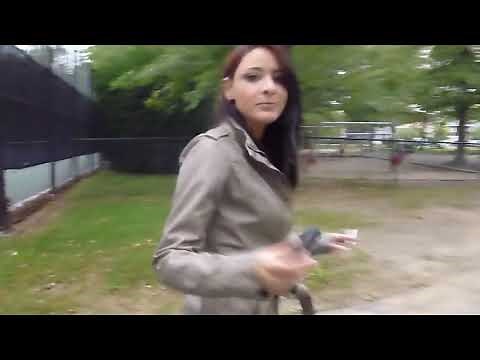 Smoking Show Online Danielle at the park