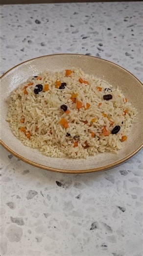 Fluffy Basmati Rice with Carrots and Raisins #shorts