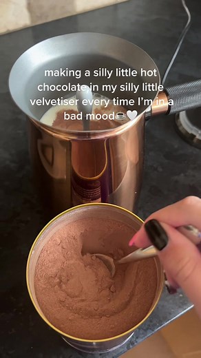 Hotel Chocolat Velvetiser Hot Chocolate Review