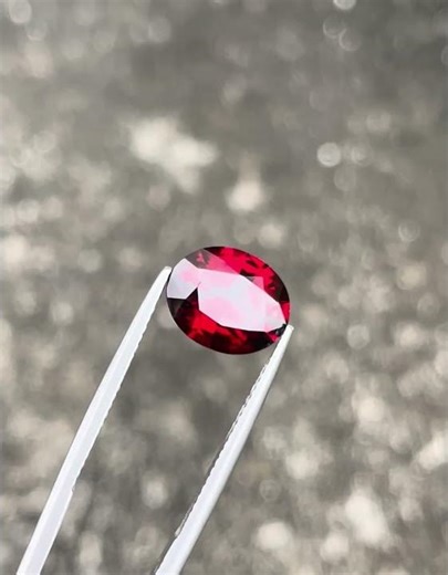3.97 carats | Deep Red Garnet Stone Oval Cut Natural African Gemstone #garnet #gemstone