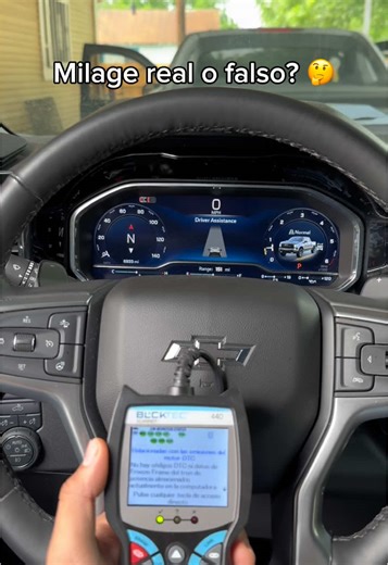 Verificación de millaje con escáner OBD2