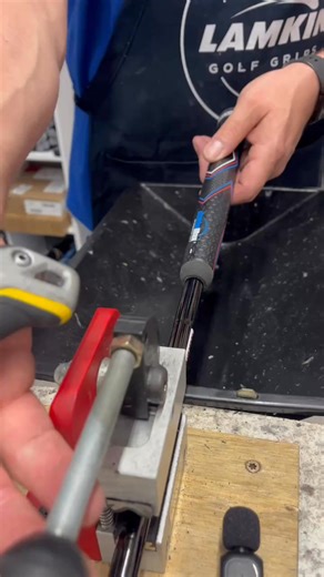 Jumbo Max ➡️ Oversized 4 #clubrepair #regripping #jumbomax #golfpride #golfjunkie #golfequipment #asmr | Chris Cote's Golf Shop