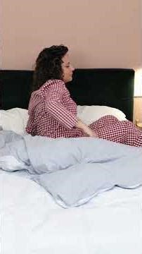 Urine Leak Problem in Women | Causes, Symptoms & Treatment by Dr. Sumit Bansal