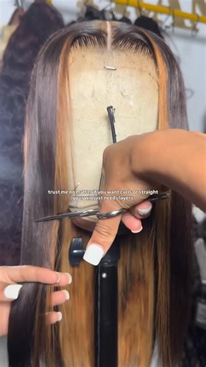 Content Creator | Luxury Glueless Wig Business Owner on Instagram: "Layers just give classy girl😍😍 Meet “Cassie” she’s a 14” custom colored layered unit from our ready to wear collection She saves you time and money! No need to sit in the salon for hours she comes ready to wear right out the box 📦 🚨 A few wigs left in our ready to ship section and preorders open for signature remakes! Click the 🔗 in my bio to grab yours today 💳 Payment installments available at checkout @areyonshacora @are