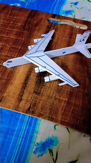 Boeing B-52 Stratofortress bomber, paper bomber aircraft model
