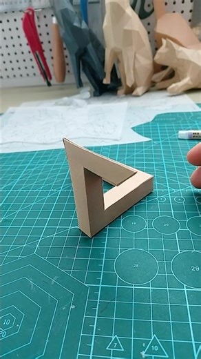 Paper Penrose Triangle | Handmade Paper Sculpture #homemadepapercraft #diy #thehandmadens #shorts