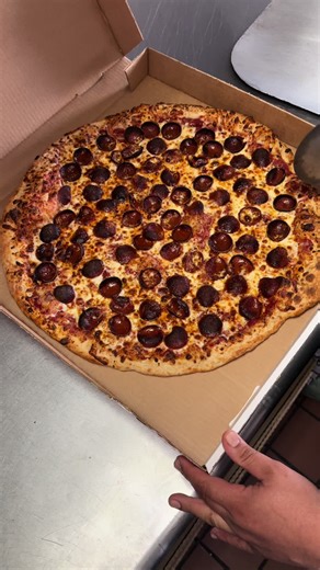 🍕🍕🍕 #pepperonipizza #pepperoni #pizza #cheese #pizzalover