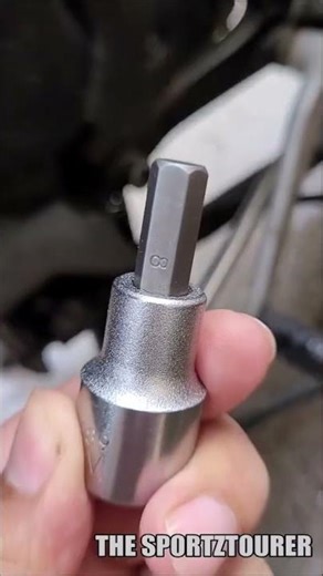 ₹50 SOLUTION FOR CHAIN NOISE IN BIKE THIS TRICK WILL SAVE YOUR CHAIN TVS APACHE RTR 200 RTR 160 4V