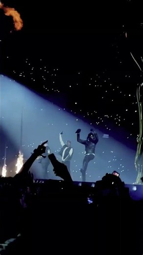 Playboi Carti performs “FE!N” in Stockholm at the AHTD Tour 🇸🇪