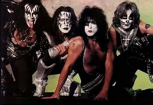 9 Classic Rock Bands That Shouldn’t Be Considered 'Legends'