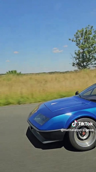 #foryou #pourtoi #fürdich #renaultalpine #oldtimer#fenchcar