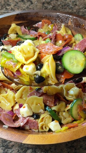 Easy Italian Pasta Salad with Tortellini