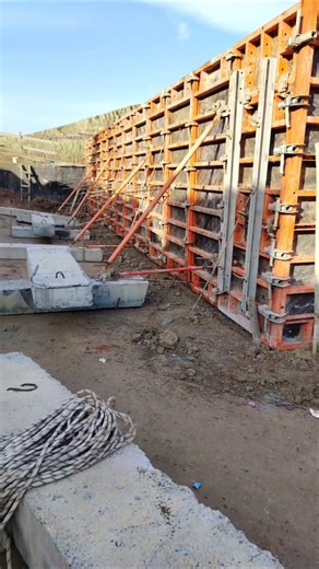 Wall Support Using Concrete Blocks Before Concreting | Smart Site Method