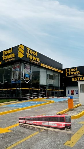 ¿No sabes cómo llegar a Tool Town? No te preocupes, aquí te mostramos varias rutas para que elijas la mejor. 📍 Lázaro Cárdenas 1340 💥 Herramientas, materiales y todo para arrancar tu próximo proyecto. ¡Te esperamos! | Tool Town