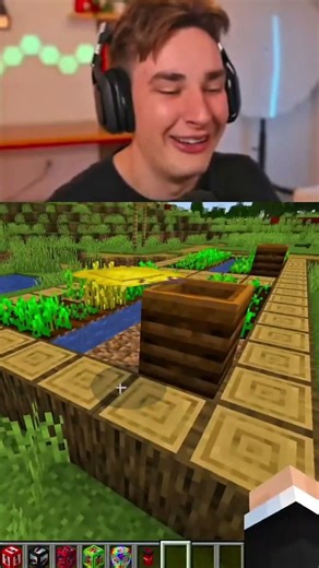 "You Did Not Deserve The Buns of Steel" 💀 Minecraft #shorts