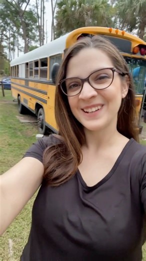 She’s a 2003 Blue Bird TC2000 school bus, an oldie but a goodie! usplusabus (BETH & EDDIE 🚌 Living Tiny) have definitely enjoyed their time in theirs. Order your Blue Bird bus now at 🌐 https://fts4buses.com/blue-bird-learn-more/ #BlueBird #EVerEVolving #BusJourney #FleetDiversity #ElectricBuses #SustainableTransportation #GreenEnergy #floridatransportation | Florida Transportation Systems, Inc.