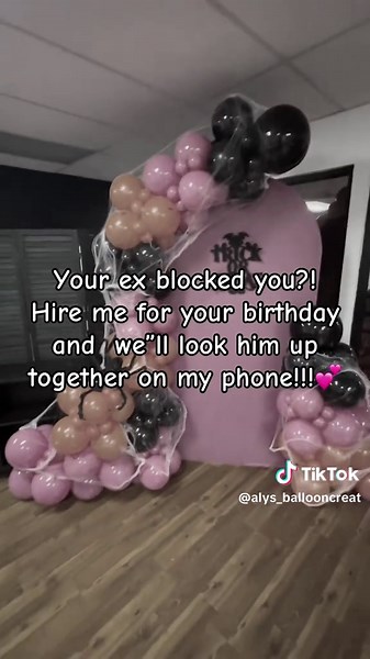 Affordable Halloween Balloon Decor Ideas