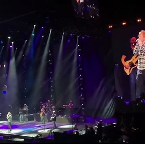 Ed Sheeran and Luke Combs Perform 'Dive' Live in London