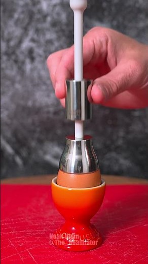 crack eggs perfectly every time with this tool #kitchenhack #eggs #hack