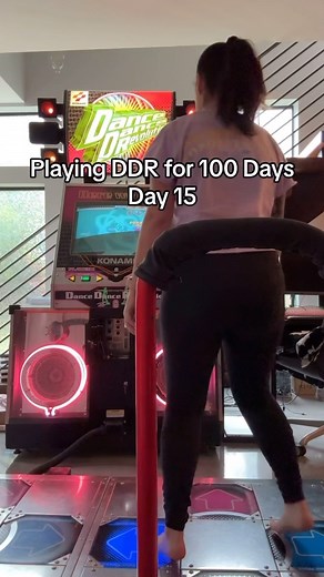Meg Turney on Instagram: "Day 15! And a new max combo!! #100DaysofDDR #fitness #megturney"