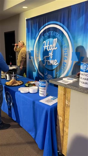 VIP Meet and Greet, and early arrivals have been admitted. Walker Taylor entertains while hors d’oeuvres are served. | Pickens Local