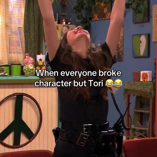 Victorious Cast Breaks Character Hilariously