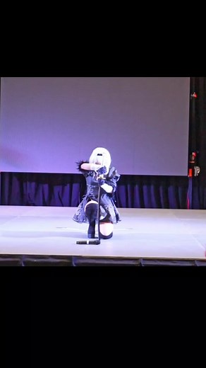 So...I brought a katana with me on the stage cause I wanted to cosplay 2b and sing NieR songs #nierautomata #2b #cosplayergirl