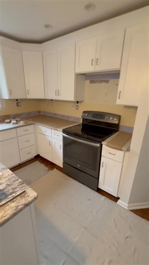 From demo days to design dreams — this kitchen transformation is almost complete! 👏 Backsplash installation is up next, then we’ll light things up with under-cabinet lighting and wrap it all up with finish plumbing. The final touches are coming together beautifully! ✨ | Level Up Construction & Remodel