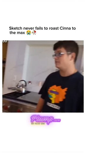 @thestreamtunes on Instagram: "Sketch, whose real name is Kylie Cox, is an American Twitch streamer and YouTuber known for his energetic personality and catchphrase, “What’s up, brother?” Born in Houston, Texas, around 1998 or 1999, Sketch began his streaming career on TikTok Live in 2023 before transitioning to Twitch in 2024. He quickly gained popularity for his engaging content, particularly in the sports gaming community, and was named Best Sports Streamer at the 2024 Streamer Awards. In add