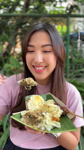 Nikmati Sarapan Warlok dengan Nasi Pecel di Malang