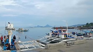 20K views · 985 reactions | #estanciatimes #fishport #fishinglife #vlog #fishingboats #fishing watch till d end of the video..殺珞 | Estancia Times Documentary | Facebook