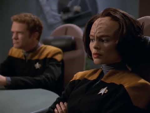 Captain Janeway Realizes That Torres Will Be A Good Chief Engineer