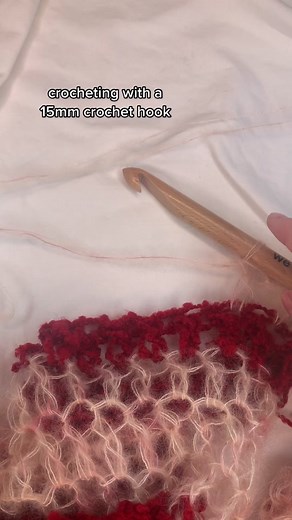 Unique Crochet Techniques with Super Chunk Hook and Thin Yarn